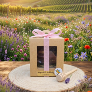 Geschenke Set auf einem Holzbrett vom Bienenquartier Moers